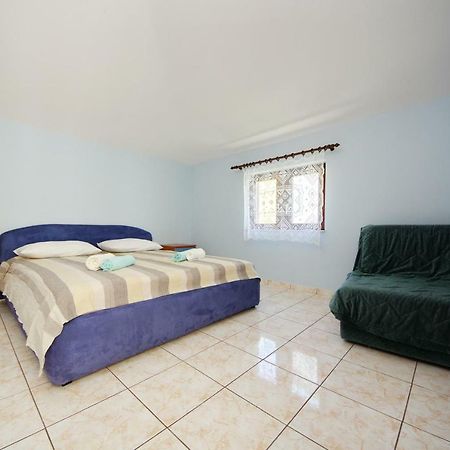 Apartments Eduard Vrsi Extérieur photo
