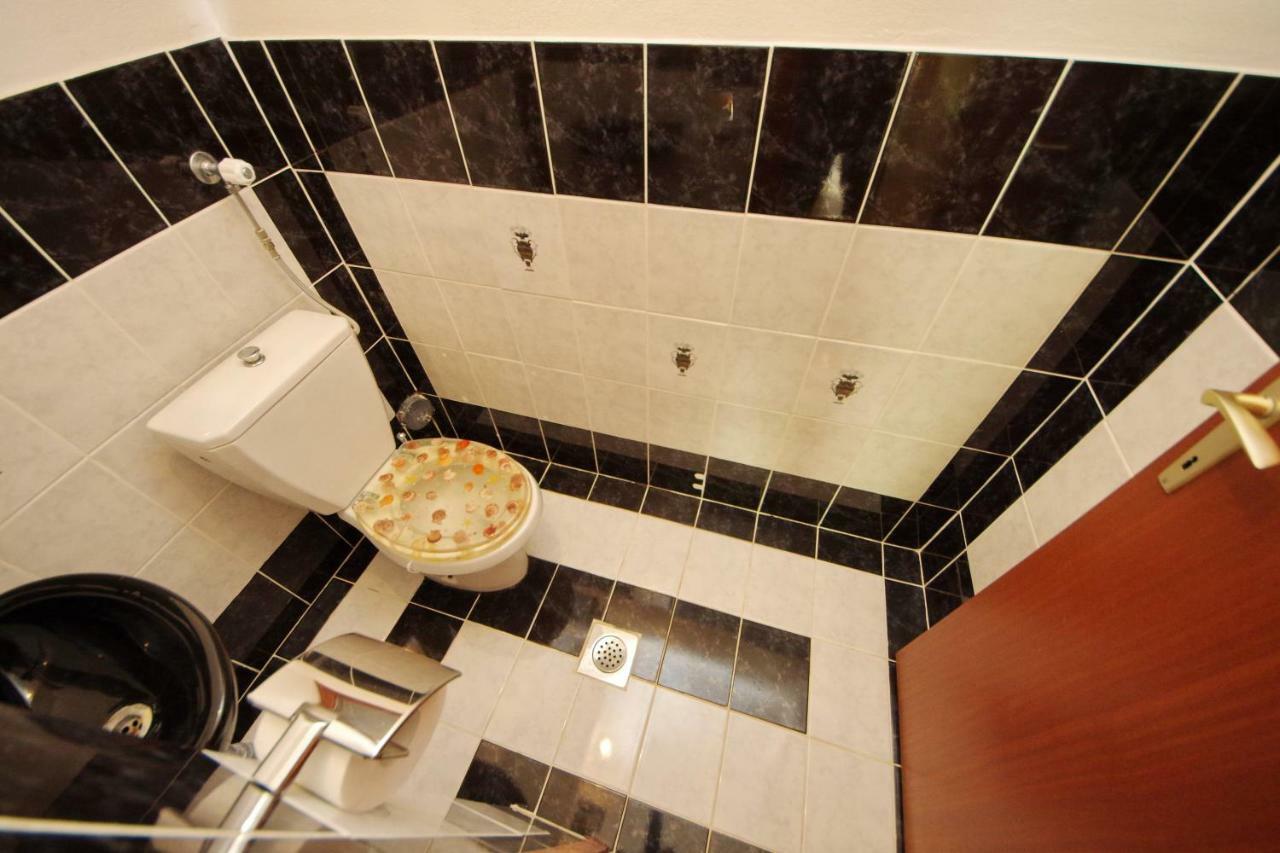 Apartments Eduard Vrsi Extérieur photo
