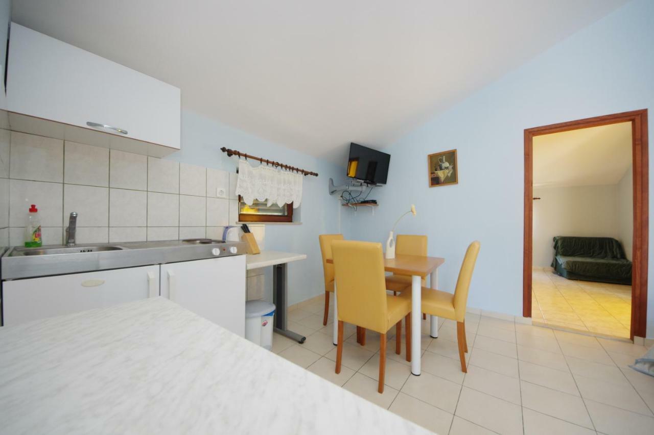 Apartments Eduard Vrsi Extérieur photo
