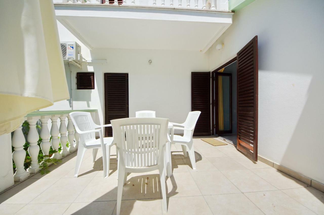 Apartments Eduard Vrsi Extérieur photo