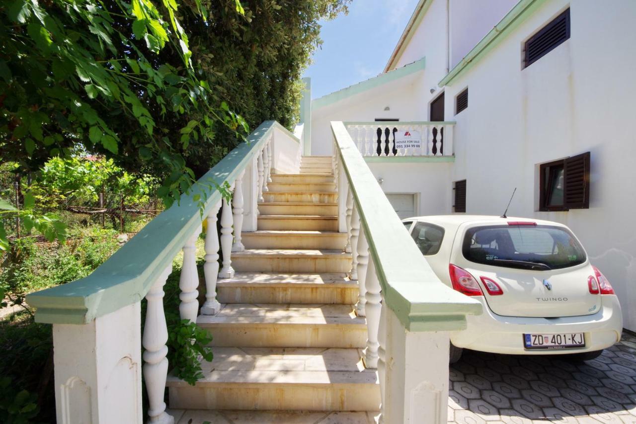 Apartments Eduard Vrsi Extérieur photo