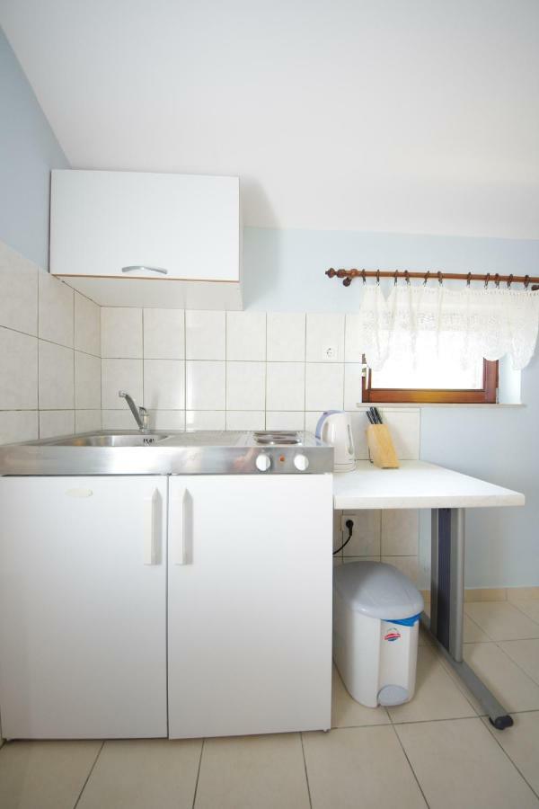 Apartments Eduard Vrsi Extérieur photo