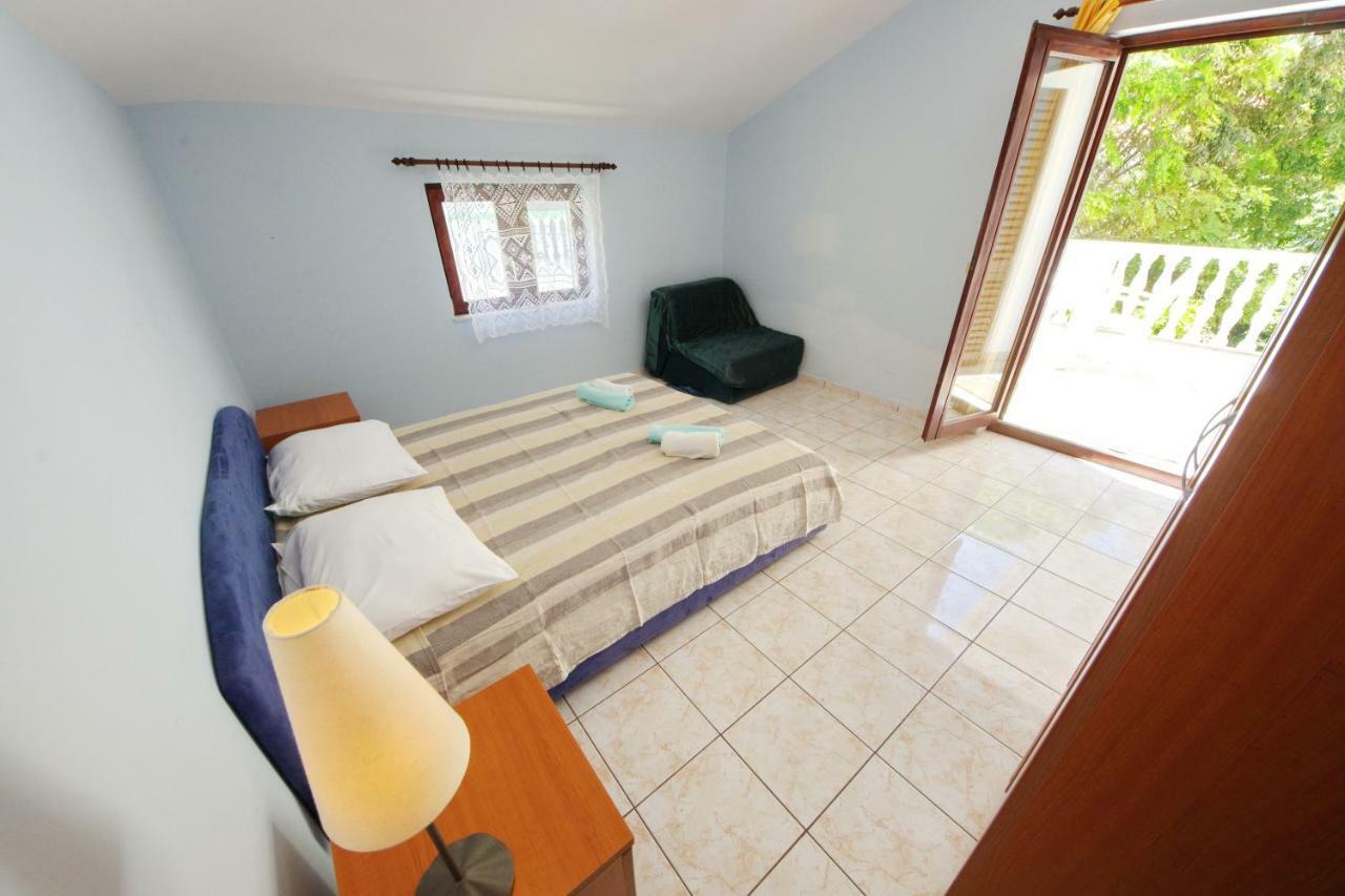 Apartments Eduard Vrsi Extérieur photo